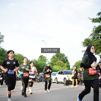 Runner Photo 3673657