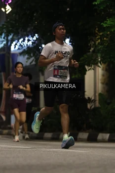 Runner Photo 3673697
