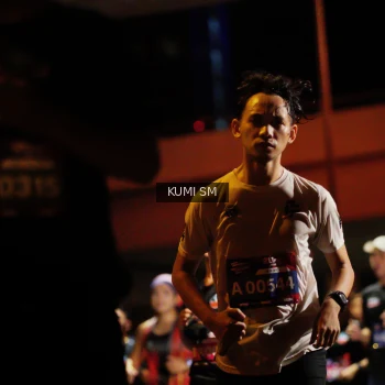 Runner Photo 3673730
