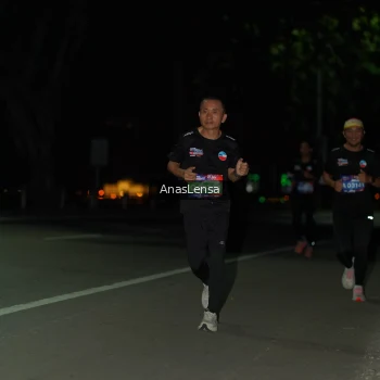 Runner Photo 3673752