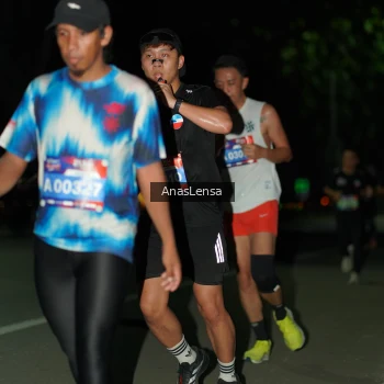 Runner Photo 3673755