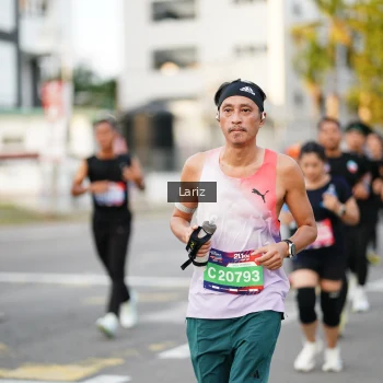Runner Photo 3673797