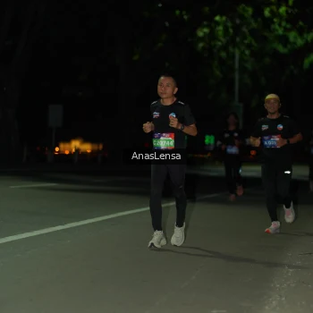 Runner Photo 3673798