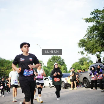 Runner Photo 3673905