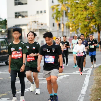 Runner Photo 3674072
