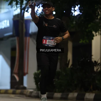 Runner Photo 3674075