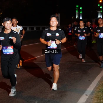 Runner Photo 3674131