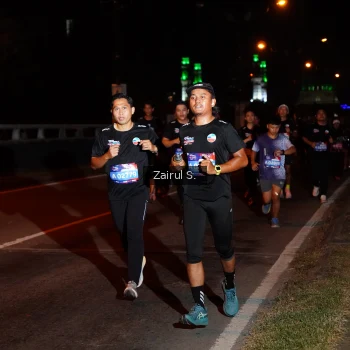 Runner Photo 3674174