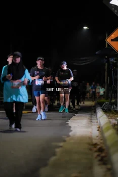 Runner Photo 3674196