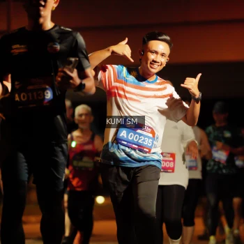 Runner Photo 3674235