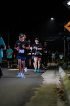 Runner Photo 3674237