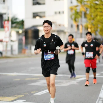 Runner Photo 3674316