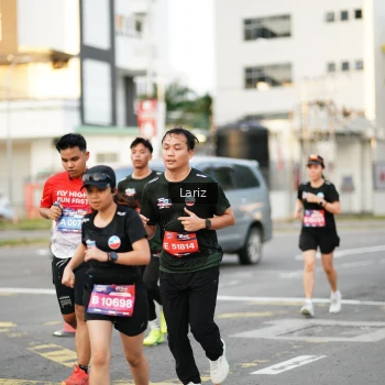 Runner Photo 3674378