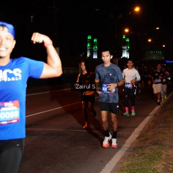 Runner Photo 3674383