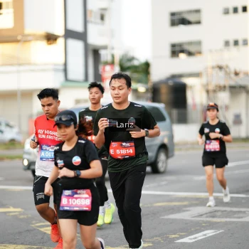 Runner Photo 3674405