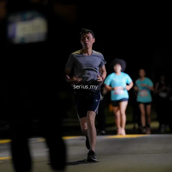 Runner Photo 3674443