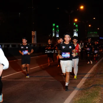 Runner Photo 3674465