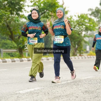 Runner Photo 3674498