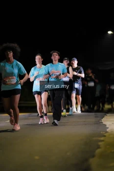 Runner Photo 3674538
