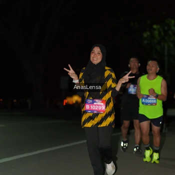 Runner Photo 3674541