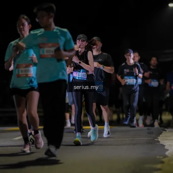 Runner Photo 3674574