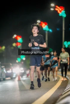 Runner Photo 3674607