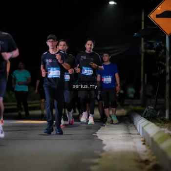 Runner Photo 3674612