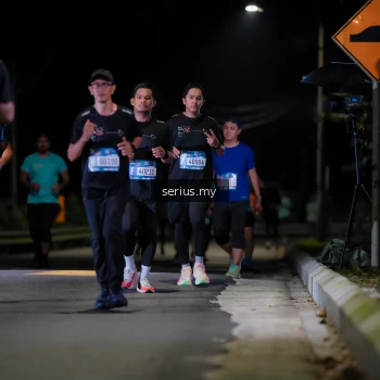 Runner Photo 3674632