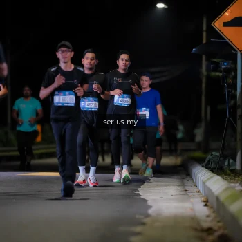 Runner Photo 3674633