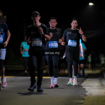Runner Photo 3674673