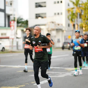 Runner Photo 3674674