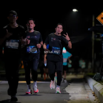 Runner Photo 3674677