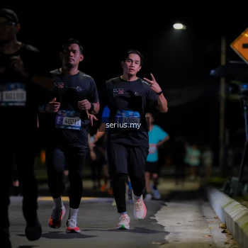 Runner Photo 3674686
