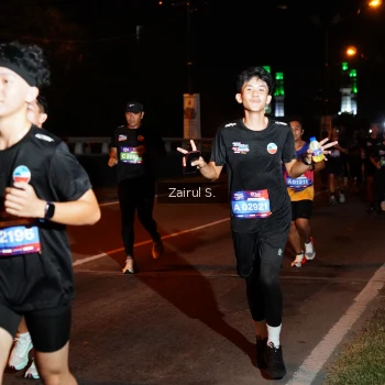 Runner Photo 3674694