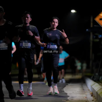 Runner Photo 3674695