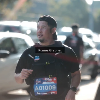 Runner Photo 3674700