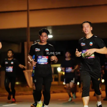 Runner Photo 3674710