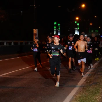 Runner Photo 3674745