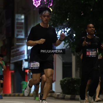 Runner Photo 3674758