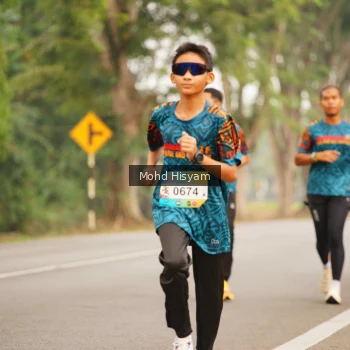 Runner Photo 3674771