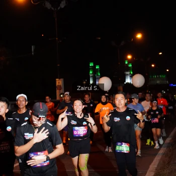 Runner Photo 3674874