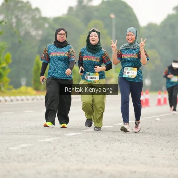 Runner Photo 3674922