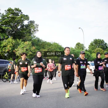 Runner Photo 3674997