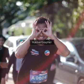Runner Photo 3675025