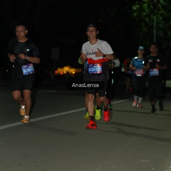 Runner Photo 3675034