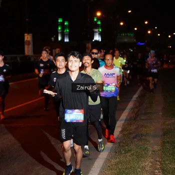 Runner Photo 3675045