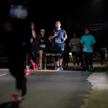 Runner Photo 3675113