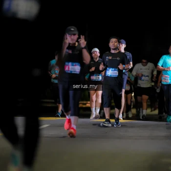 Runner Photo 3675142