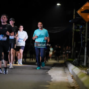 Runner Photo 3675172