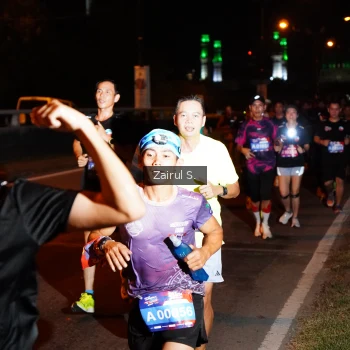 Runner Photo 3675213
